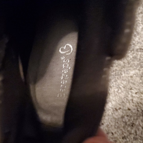 Bear Traps Dark Grey booties - Picture 5 of 8